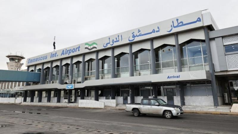 مطار دمشق 