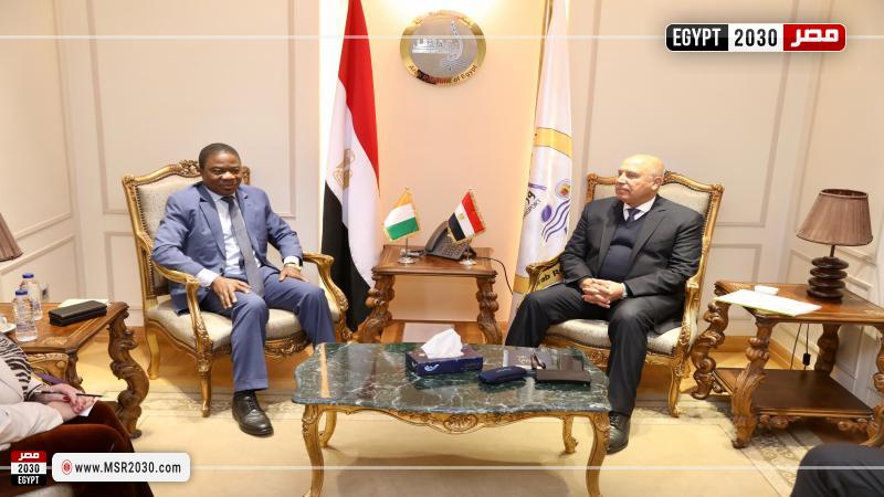 وزير الصناعة والنقل