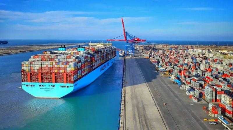 خبير: تطوير الموانئ قد يسهم في زيادة العائدات المصرية حوالي 10 أضعاف الإيرادات الحالية لقناة السويس