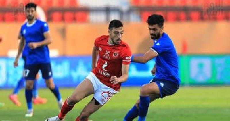 الأهلي يتقدم على سموحة بهدف أفشة في شوط مثير