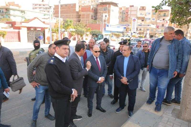 محافظ كفرالشيخ يتفقد عددًا من شوارع المحافظة