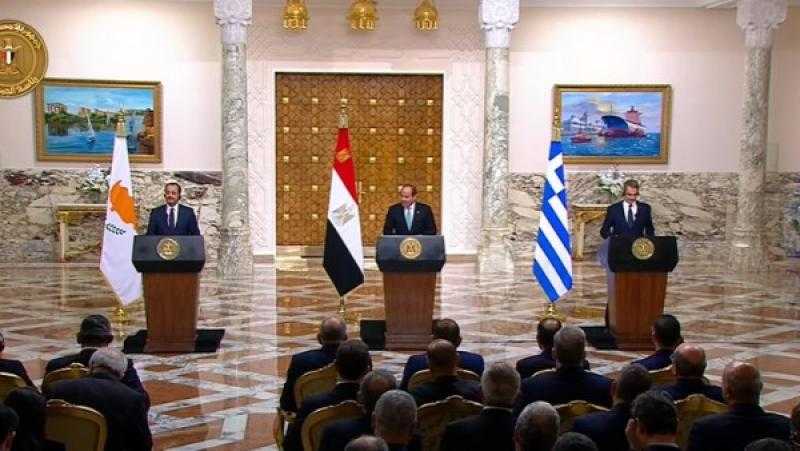 أستاذ اقتصاد: القمة الثلاثية مثالا ملهما للسلام الاقتصادي