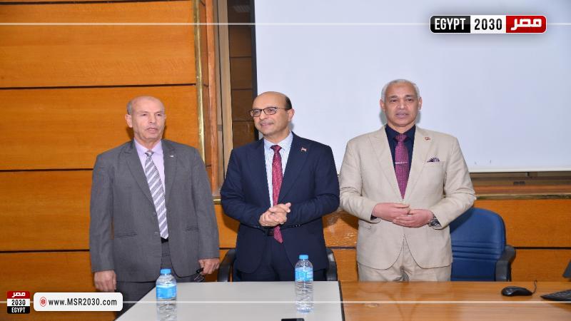 رئيس جامعة أسيوط
