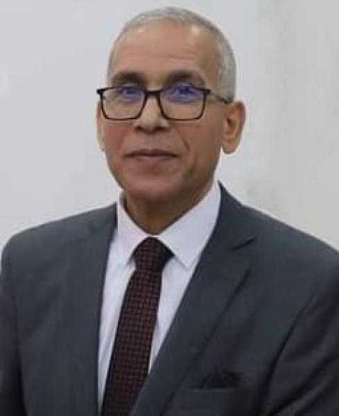 تعيين الدكتور السيد محمد أبو هاشم عميدًا لكلية التربية جامعة الزقازيق