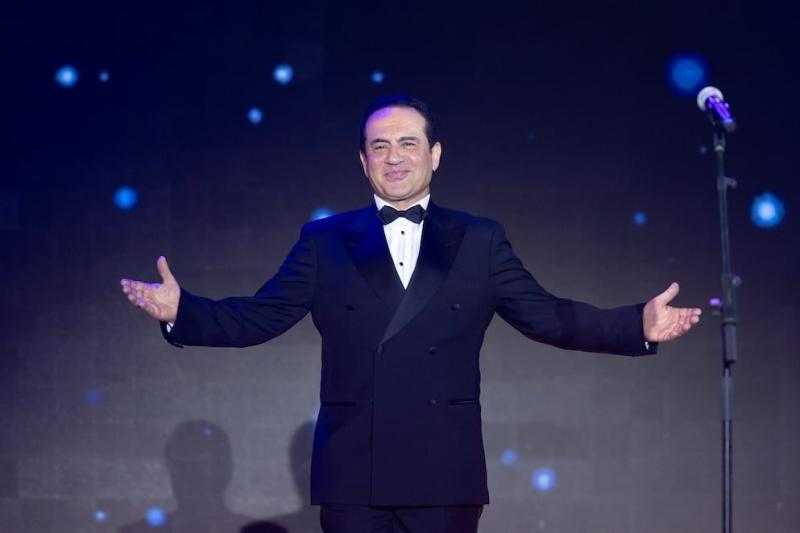 محمد ثروت يحيي حفلًا غنائيًا على المسرح الكبير بدار الأوبرا المصرية