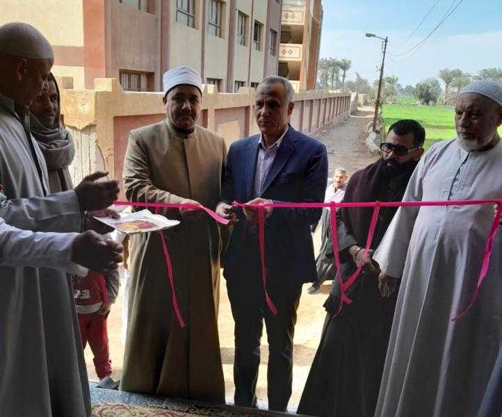 رئيس مدينة بني سويف يفتتح مسجد عزبة قطري