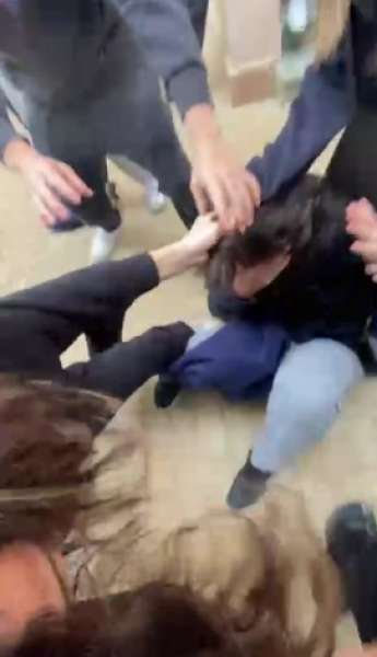 التعدى على طالبة مدرسة 