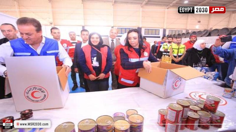 تفقد نائب رئيس مجلس الوزراء ووزيرة التضامن المراكز اللوجيستية بمدينة العريش