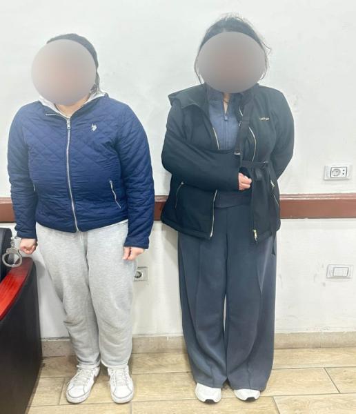 المتهمتين 