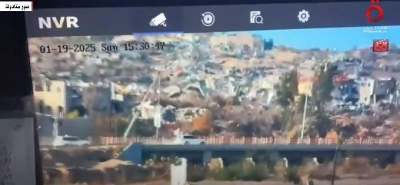 صور متداولة لتسلم الصليب الأحمر المحتجزات الإسرائيليات الثلاث