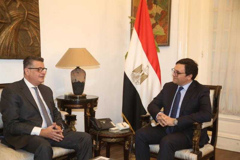 وزير الثقافة يلتقي رئيس لجنة حقوق الإنسان بمجلس النواب لمناقشة تعزيز الحقوق الثقافية في إطار الاستراتيجية الوطنية لحقوق الإنسان