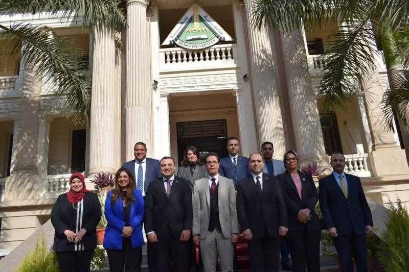 بروتوكول تعاون بين جامعة بنها وتنسيقية شباب الأحزاب والسياسيين