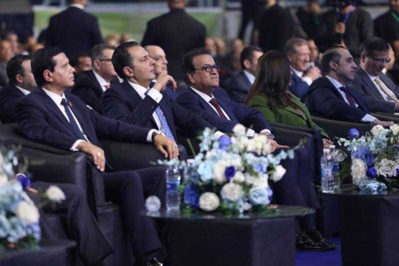 وزير الصحة يشهد فعاليات مبادرة سداد ديون المزارعين ويشيد بدورهم في دعم الثروة الزراعية والأمن الغذائي