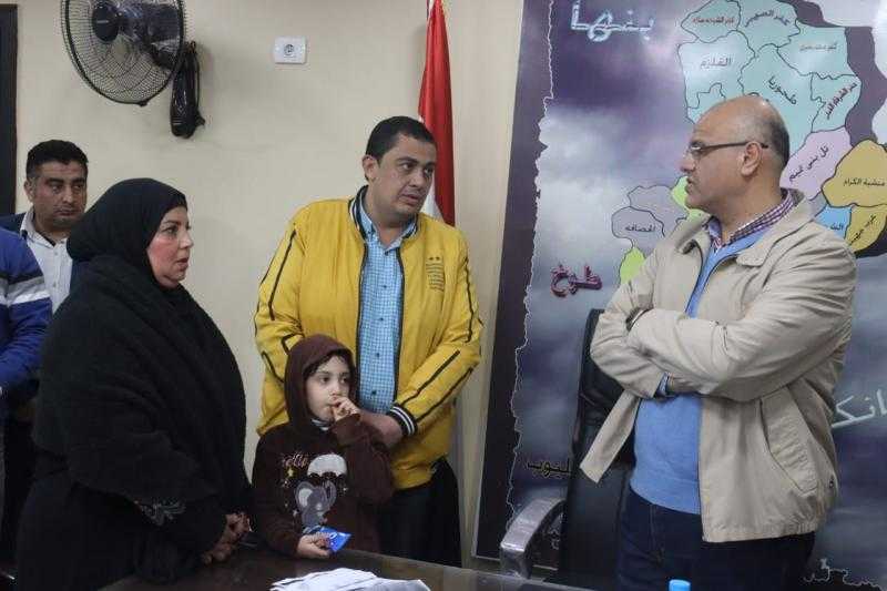 محافظ القليوبية يعقد لقاء المواطنين الاسبوعي للتواصل مع المواطنين وحل مشاكلهم  بمجلس مدينة شبين القناطر