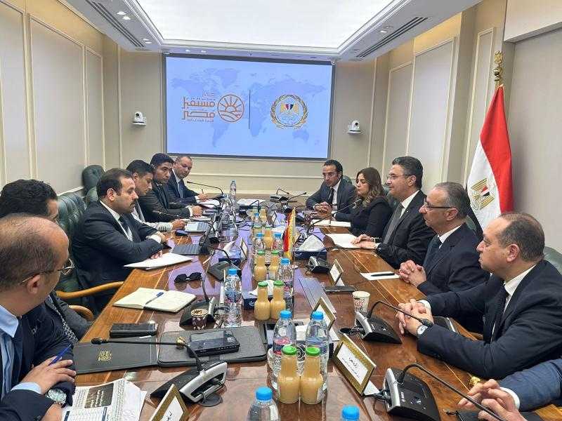 وزير التموين والتجارة الداخلية يعقد اجتماعا مع المدير التنفيذي لجهاز مستقبل مصر للتنمية المستدامة
