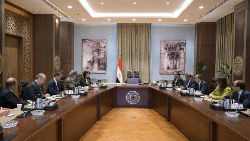 رئيس الوزراء يتابع مع مسئولى ”المتحدة” تجهيزات احتفاليتي المتحف المصري والتجلي الأعظم
