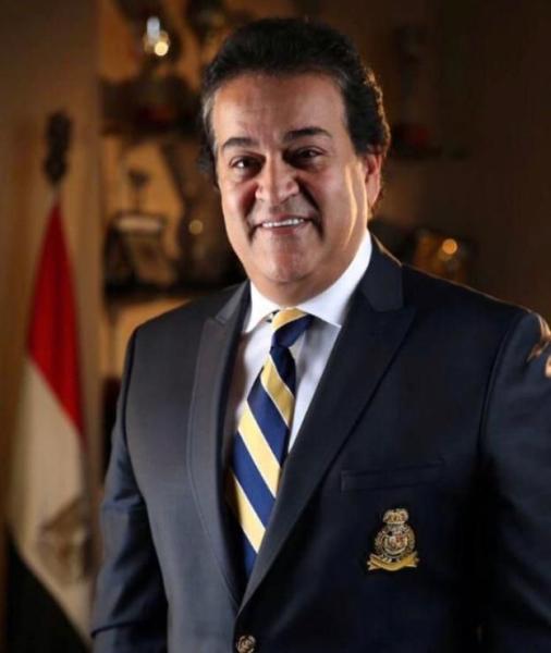 وزير الصحة والسكان 