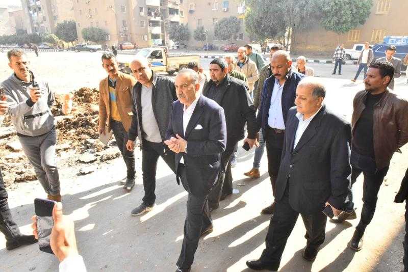 محافظ أسيوط يتابع حملات النظافة ورفع الإشغالات بمنطقة الأربعين بحي غرب
