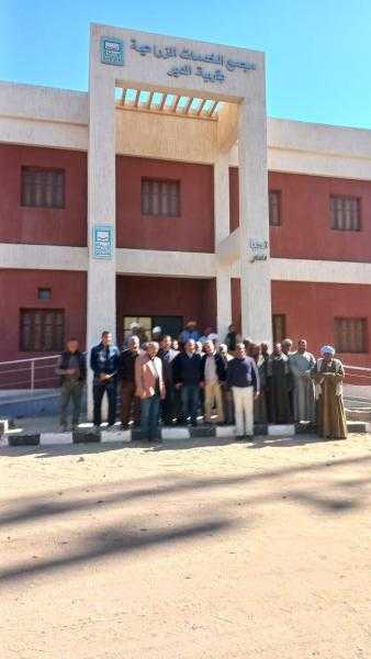الزراعة تنظم زيارة ميدانية لدعم المزارعين في محافظة الأقصر حول الممارسات المثلى لزيادة إنتاجية المحاصيل الاستراتيجية