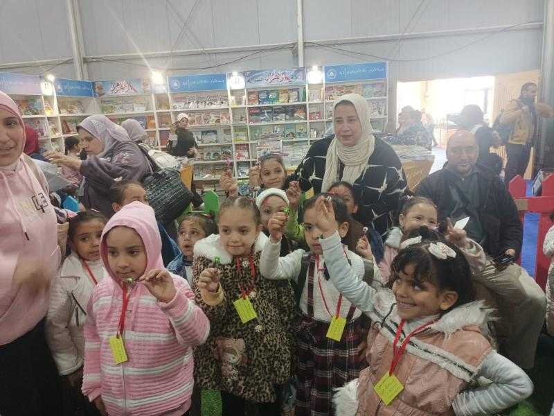 التضامن الاجتماعي تنظم رحلات لأبناء الحضانات إلى معرض القاهرة الدولي للكتاب