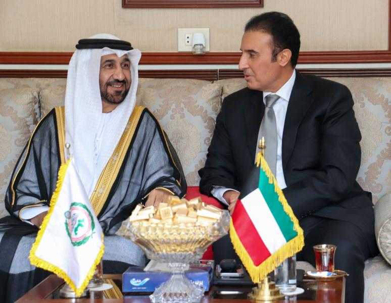 رئيس البرلمان العربي يلتقي مندوب الكويت الدائم لدى جامعة الدول العربية