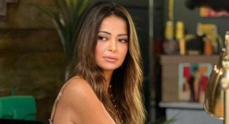 داليا مصطفى للسيدات: بقول للمرايا أنا حلوة ... أنا صغيرة ... أنا عندي 35 سنة