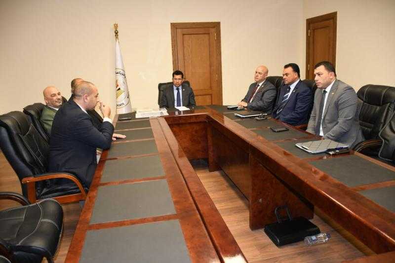 وزير الرياضة يلتقي مسؤولي مجموعة فنادق بلازا ان