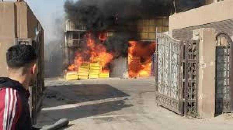 السيطرة على حريق مصنع مستلزمات طبية بالشرقية