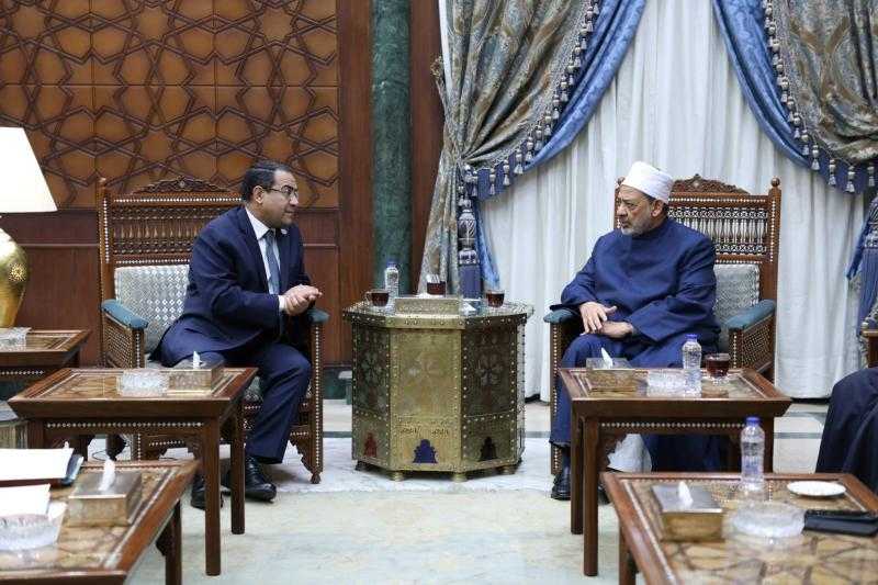 تعيين 40 ألف معلم بالمعاهد الأزهرية.. تفاصيل