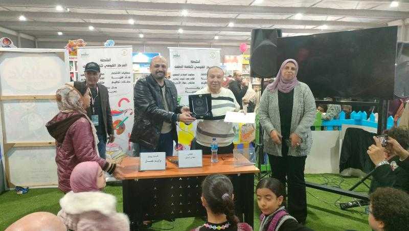 الثقافة تكرم السيناريست مجدي صابر.. بمعرض الكتاب