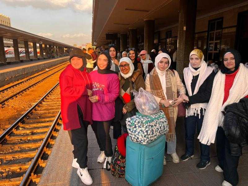 طلاب جامعة الإسماعيلية الجديدة الأهلية في رحلة اعرف بلدك إلى الأقصر وأسوان تجربة ثقافية وسياحية ثرية