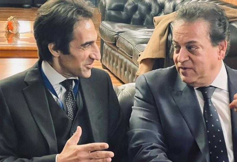 بسام راضي يستقبل خالد عبد الغفار في روما لحضور القمة العالمية حول حقوق الطفل