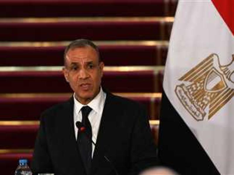 وزير الهجرة 