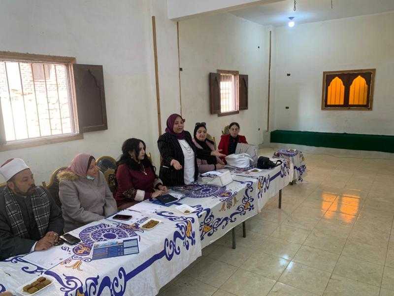 جامعة قناة السويس تنظم حملة توعوية بقرية هويس سرابيوم