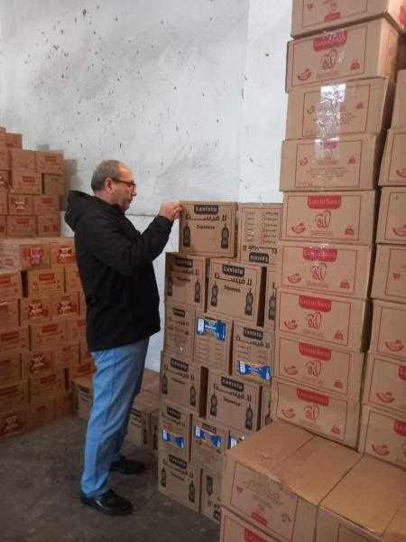 ضبط 3 طن و250 كيلو مواد غذائية مجهولة المصدر ومنتهية الصلاحية بمركز بلبيس بالشرقية