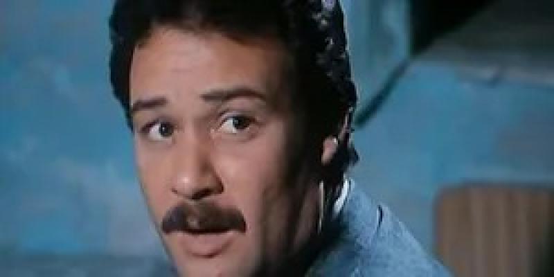 في ذكرى ميلاده..فاروق الفيشاوي: من أستاذ جامعة إلى نجم سينمائي