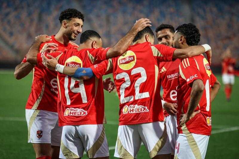ضربة جديدة بإصابة نجم الأهلي قبل مواجهة بتروجيت