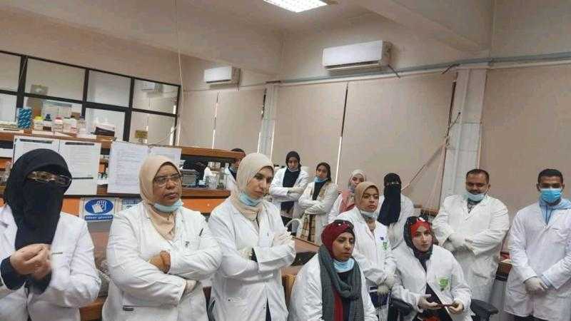 جامعة قناة السويس تختتم فعاليات ورشة العمل حول البيولوجيا الجزيئية في الكشف عن الأمراض النباتية