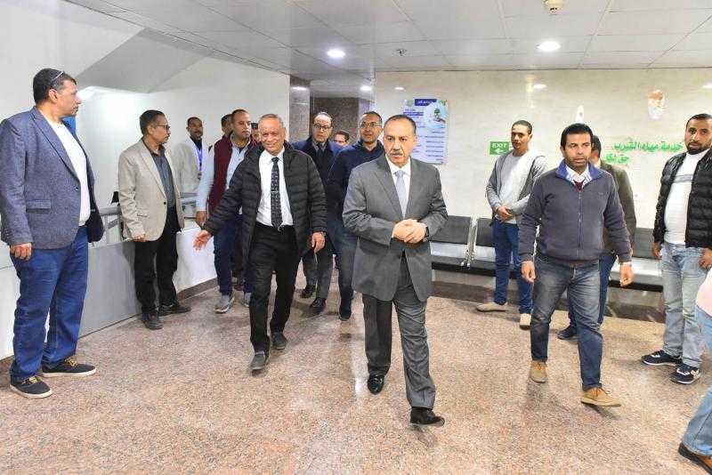 محافظ أسيوط يتفقد المعمل المركزي لمياة الشرب بأسيوط والوادي الجديد بتكلفة 120 مليون جنيه
