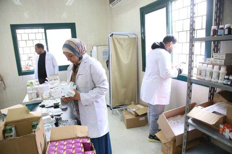 جامعة الفيوم تنفذ القافلة الطبية الشاملة رقم 904 بقرية بريشة مركز يوسف الصديق