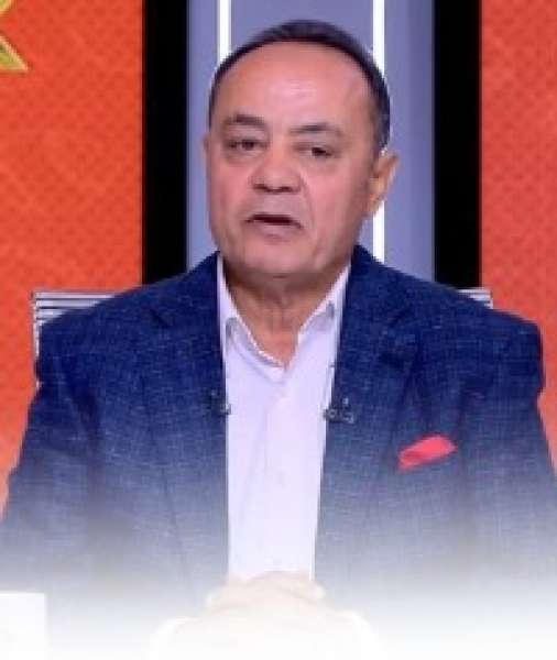 الكابتن طارق يحيى 