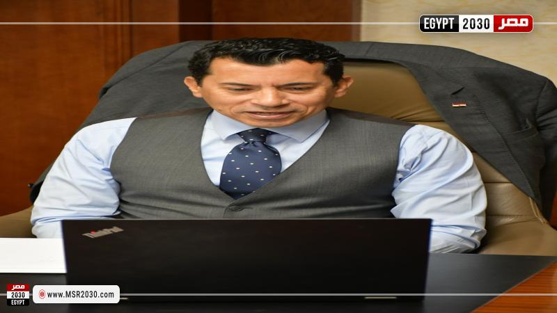 وزير الشباب والرياضة