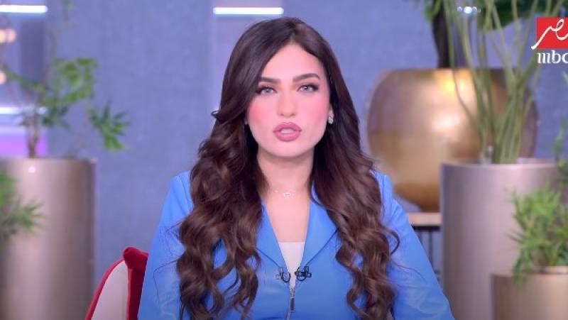 ياسمين عز 