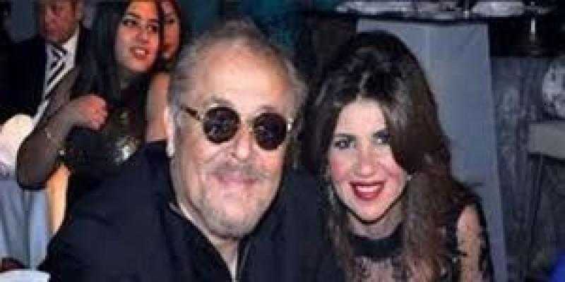 بوسي شلبي تنفي أنباء طلاقها من محمود عبد العزيز