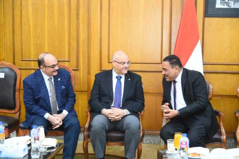 محافظ القليوبية يستقبل مُحافظيِ مطروح والقاهرة والجيزة للمشاركة في افتتاح النسخة الأولى لمعرض كنوز مطروح