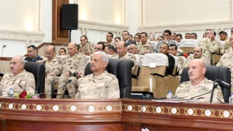 وزير الدفاع