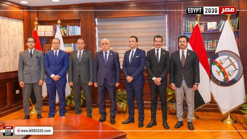 النائب العام يستقبل رئيس نيابة الشئون الاقتصادية