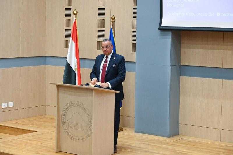 محافظ جنوب سيناء يستعرض رؤية التنمية المستدامة ودور الشباب في صناعة المستقبل خلال محاضرته بجامعة الملك سلمان الدولية