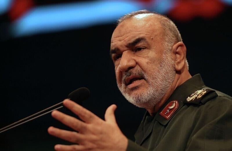 القائد العام للحرس الثوري الإيراني اللواء حسين سلامي