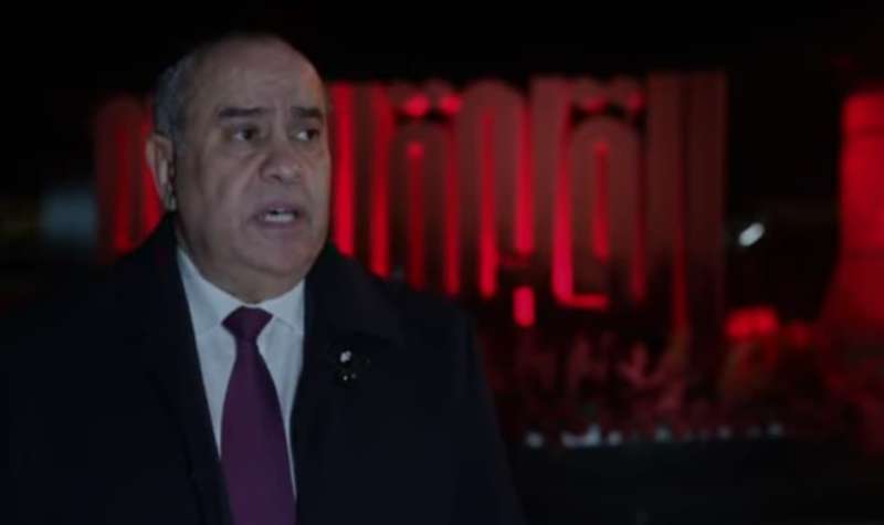 محمد منار عنبة وزير الطيران المدني